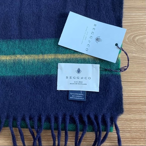 BEGG & CO Lambswool Angora Blend Navy and Green Striped Scarf FLAW - Picture 2 of 5